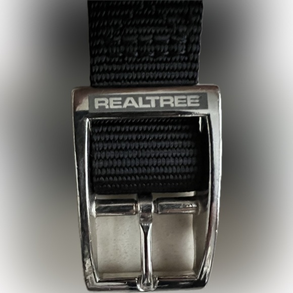 Paracord Belt | Black with Hues of Pink | REALTREE Silver Buckle | Size 36 / M/L - Picture 7 of 17